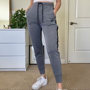Nike sportswear tech fleece joggers